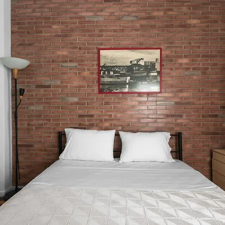 F & B Collection - Flat For 6